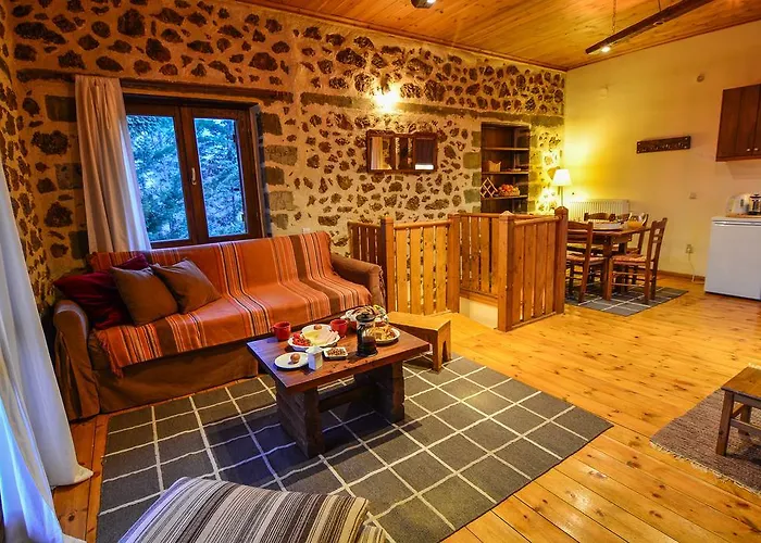 εν αρχή - En Arhi Ano Trikala