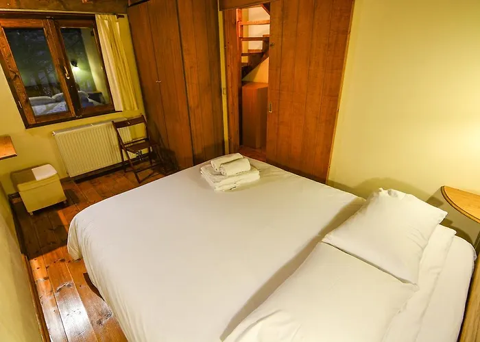 εν αρχή - En Arhi * Ano Trikala